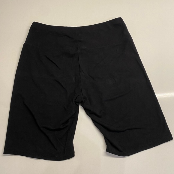 Black Biker shorts Bar II size medium - Picture 4 of 9
